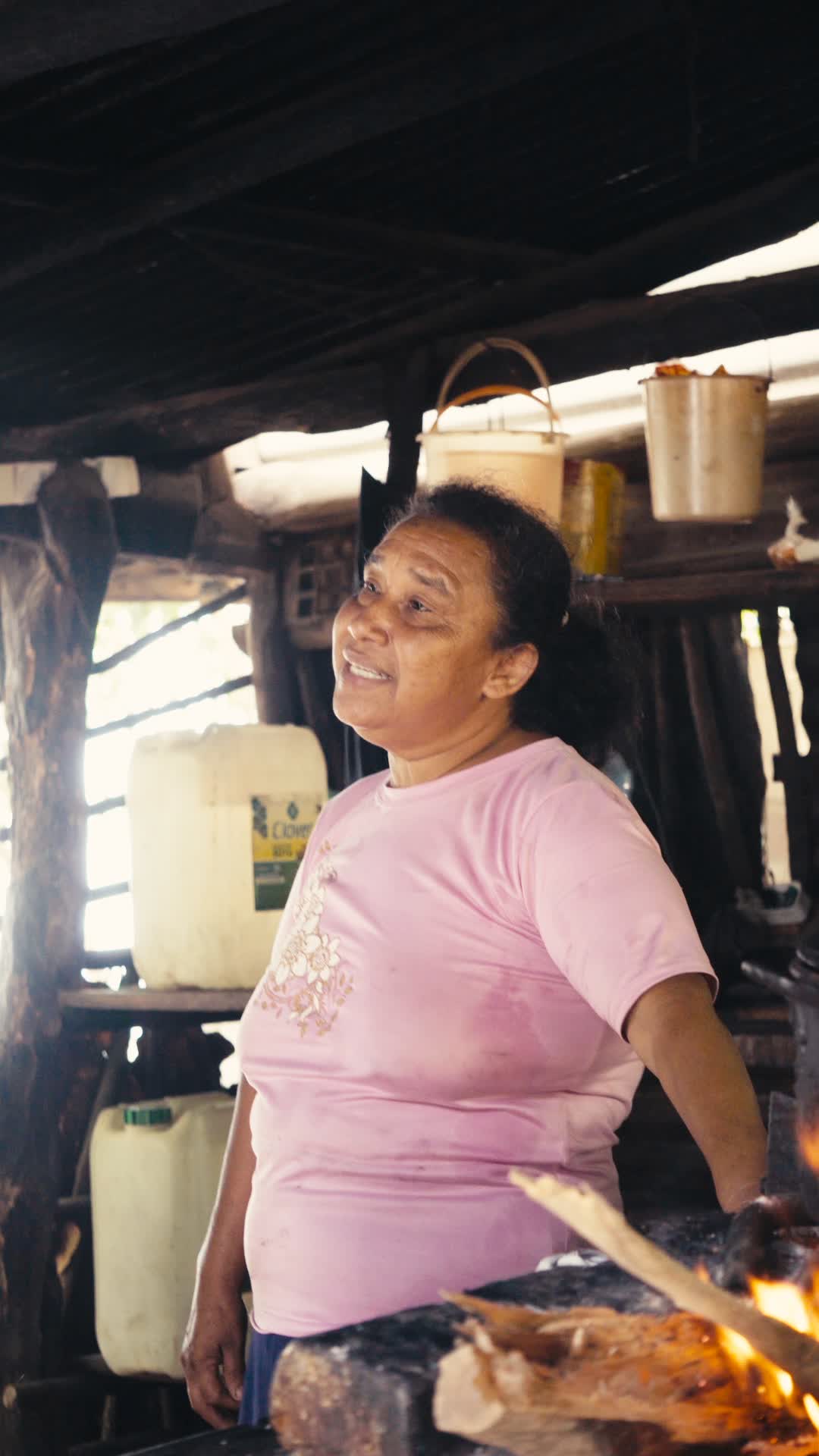 Comedor Doña Clara — Stills 10